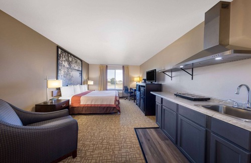 Jackson Hotel | Super 8 by Wyndham Jackson MN