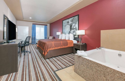 Karnes City Hotel | Super 8 by Wyndham Karnes City