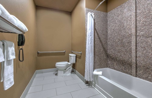 Karnes City Hotel | Super 8 by Wyndham Karnes City
