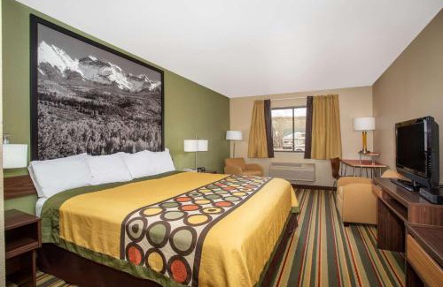 Kremmling Hotel | Super 8 by Wyndham Kremmling