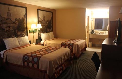 Laurel Hotel | Super 8 by Wyndham Laurel