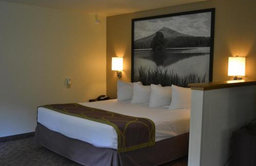 Lebanon Hotel | Super 8 by Wyndham Lebanon