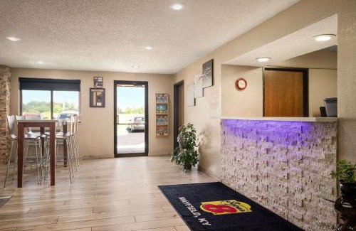 Mayfield Hotel | Super 8 by Wyndham Mayfield