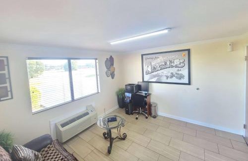 McGehee Hotel | Super 8 by Wyndham McGehee