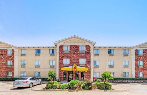 McKinney Hotel | Super 8 by Wyndham McKinney/Plano Area