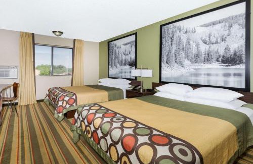 Montrose Hotel | Super 8 by Wyndham Montrose