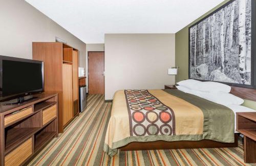 Montrose Hotel | Super 8 by Wyndham Montrose