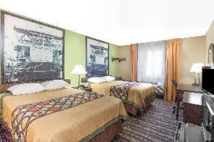 Natchitoches Hotel | Super 8 by Wyndham Natchitoches