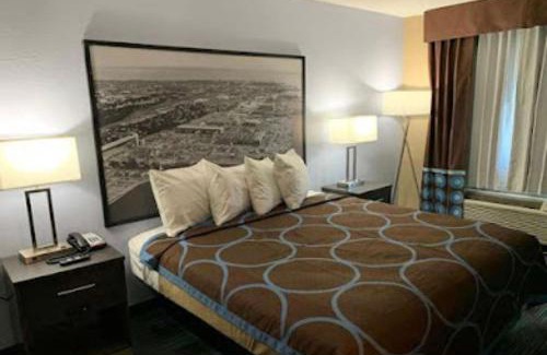 Newport News Hotel | Super 8 by Wyndham Newport News