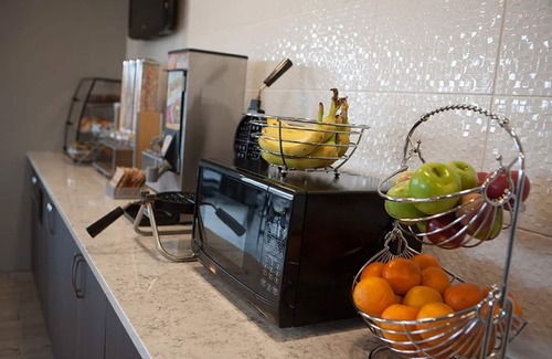 Port Elgin Hotel | Super 8 by Wyndham Port Elgin