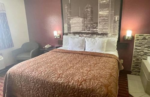 Paris Hotel | Super 8 by Wyndham Paris IL