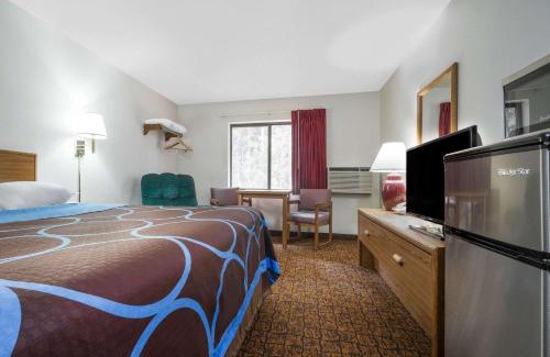 Park Rapids Hotel | Super 8 by Wyndham Park Rapids