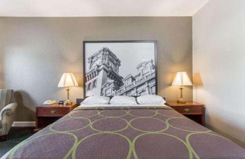 Petersburg Hotel | Super 8 by Wyndham Petersburg