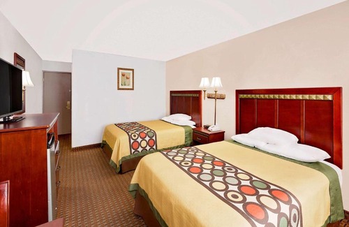 Plainview Hotel | Super 8 by Wyndham Plainview