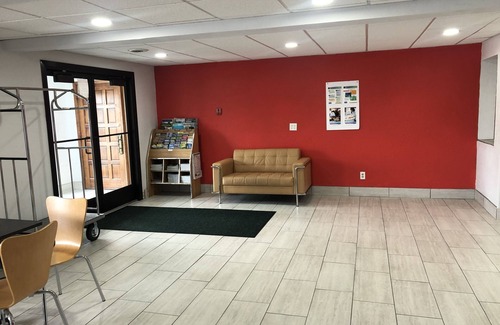 Plover Hotel | Super 8 by Wyndham Plover Stevens Point Area