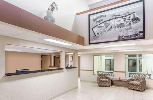 Plymouth Hotel | Super 8 by Wyndham Plymouth