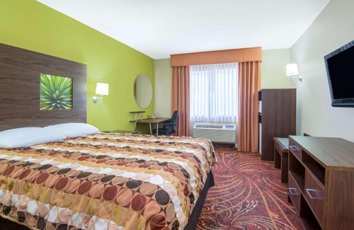 Portales Hotel | Super 8 by Wyndham Portales