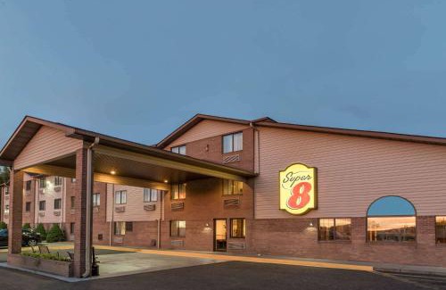 Portsmouth Hotel | Super 8 by Wyndham Portsmouth