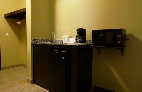 Regina Hotel | Super 8 by Wyndham Regina