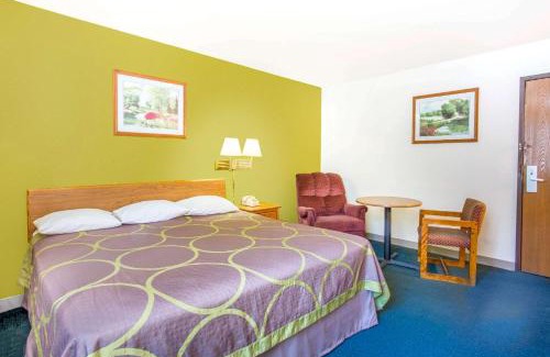 Dumbarton Hotel | Super 8 by Wyndham Richmond/Broad Street