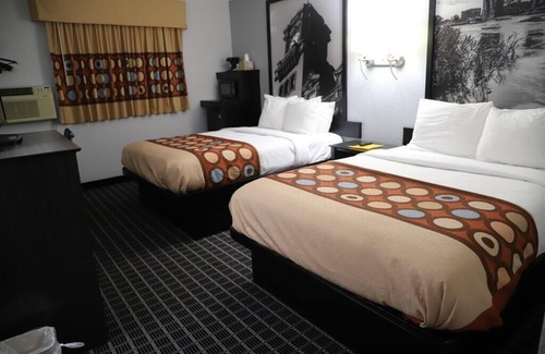 Mosby Hotel | Super 8 by Wyndham Richmond Airport VA