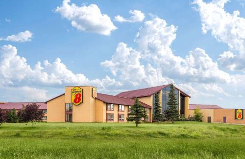 Sherwood Park Hotel | Super 8 by Wyndham Sherwood Park/Edmonton Area