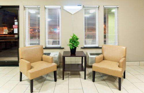 Springfield Hotel | Super 8 by Wyndham Springfield East