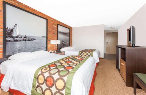 Sudbury Hotel | Super 8 by Wyndham Sudbury ON