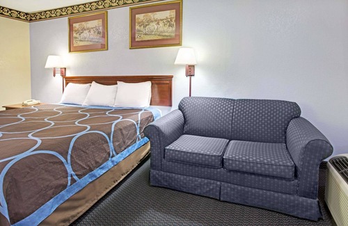 Suwanee Hotel | Super 8 by Wyndham Suwanee