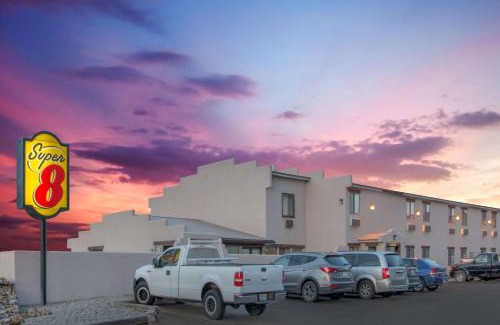 Taos Hotel | Super 8 by Wyndham Taos