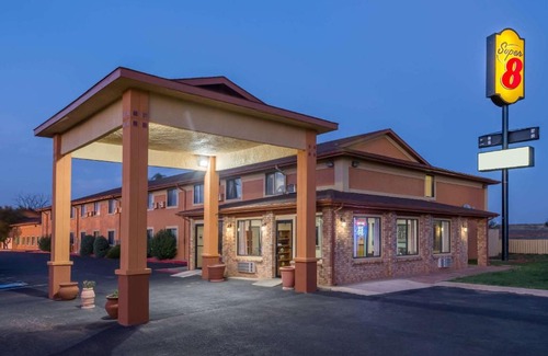 Tucumcari Hotel | Super 8 by Wyndham Tucumcari