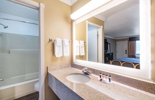Ukiah Hotel | Super 8 by Wyndham Ukiah