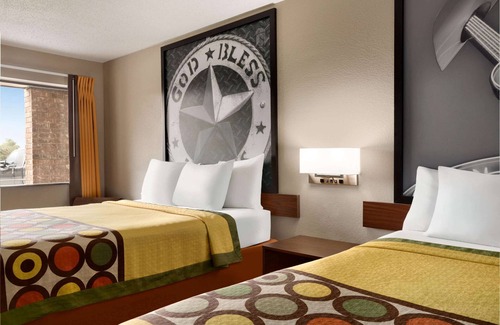 Universal City Hotel | Super 8 by Wyndham Universal City