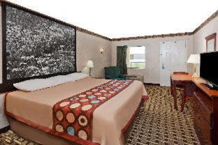Fort Oglethorpe Hotel | Super 8 by Wyndham Ft. Oglethorpe GA/Chatt TN Area