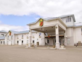 County of Vermilion River Hotel | Super 8 by Wyndham Vermilion AB