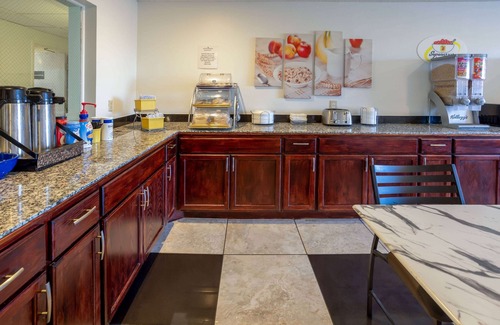 Villa Rica Hotel | Super 8 by Wyndham Villa Rica