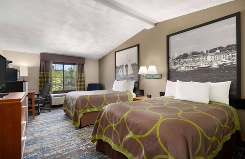 West Greenwich Hotel | Super 8 by Wyndham West Greenwich/Providence