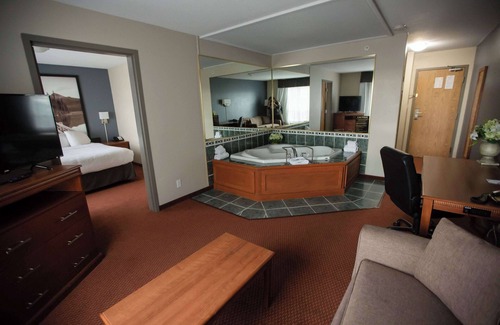 Whitecourt Hotel | Super 8 by Wyndham Whitecourt