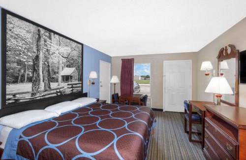 Whiteville Hotel | Super 8 by Wyndham Whiteville