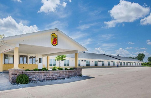 Williams Hotel | Super 8 by Wyndham Williams