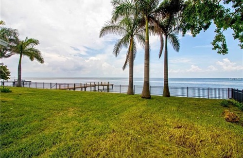 Coquina Key House | Super Bowl 55 Tampa Bay Waterfront 4-Room Rentals