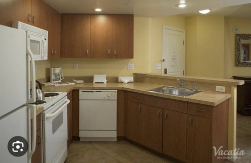 Enterprise Condo | Super Bowl condo!