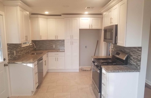 Jefferson House | SUPER BOWL SPECIAL 7.5 miles from the superdome Charming 3-bedroom 1 bath house