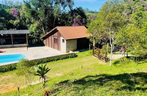 Juquitiba House | Super cozy, equipped farmhouse, rich in greenery and fresh air, with swimming pool.