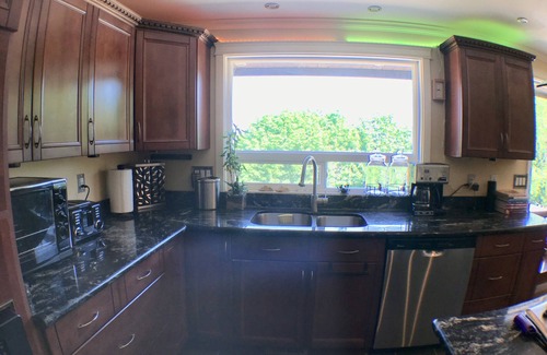 SeaTac House | Super Clean 2BR Unit Located Near Downtown & Shopping Mall