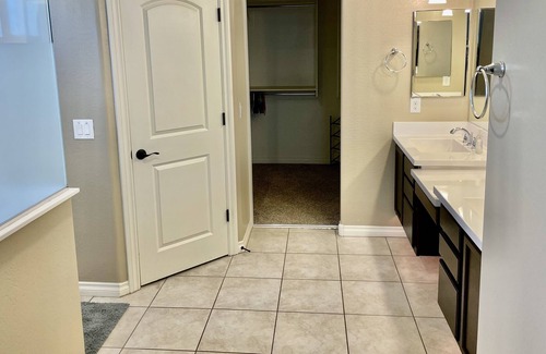 Villages At Queen Creek House | Super Clean & HUGE 5 Bedrooms