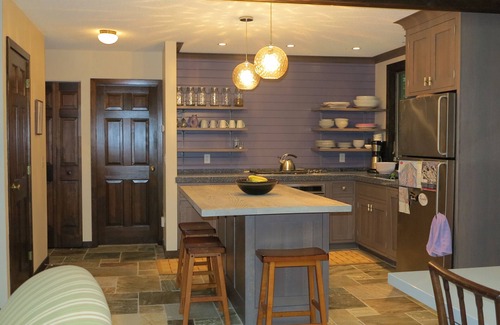 Londonderry House | Super Clean Renovated Ski Chalet in Summer!