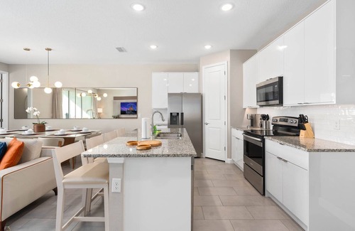Bay Lake House | Super Close- Disney s Parks w Theme Rooms Pool