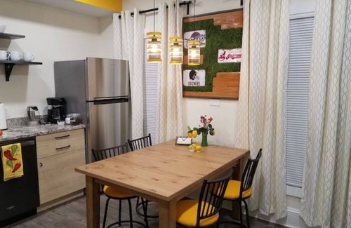 Ohio City House | Super Close to Hot Spots in Ohio City, Cleveland