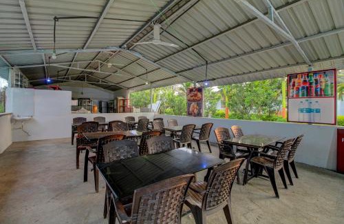 Loni Kalbhor Hotel | Super Collection O Homely Stays Resort